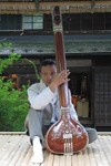 古代楽器奏でる
