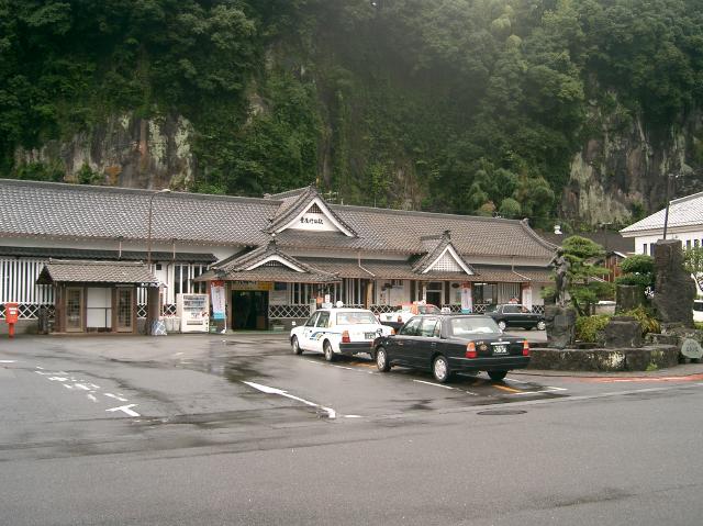 豊後竹田駅を正面から撮影