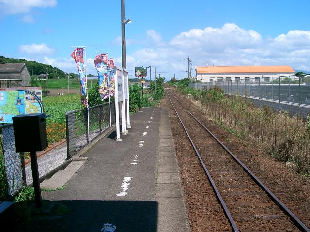 電車も観光客も居なくなった西大山駅ホーム