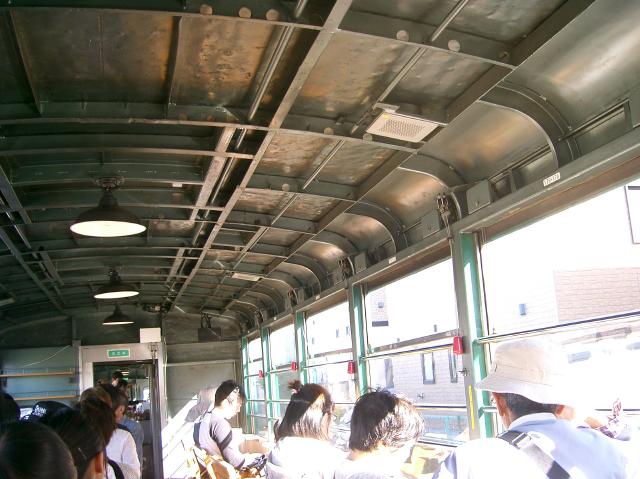 ノロッコ号の客車内部・天井