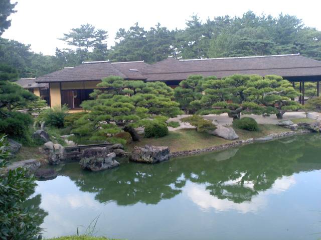 掬月亭